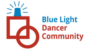 Blaulicht auf Square Dance Symbol, links vom Namen der Gruppe © Martina Nettekoven